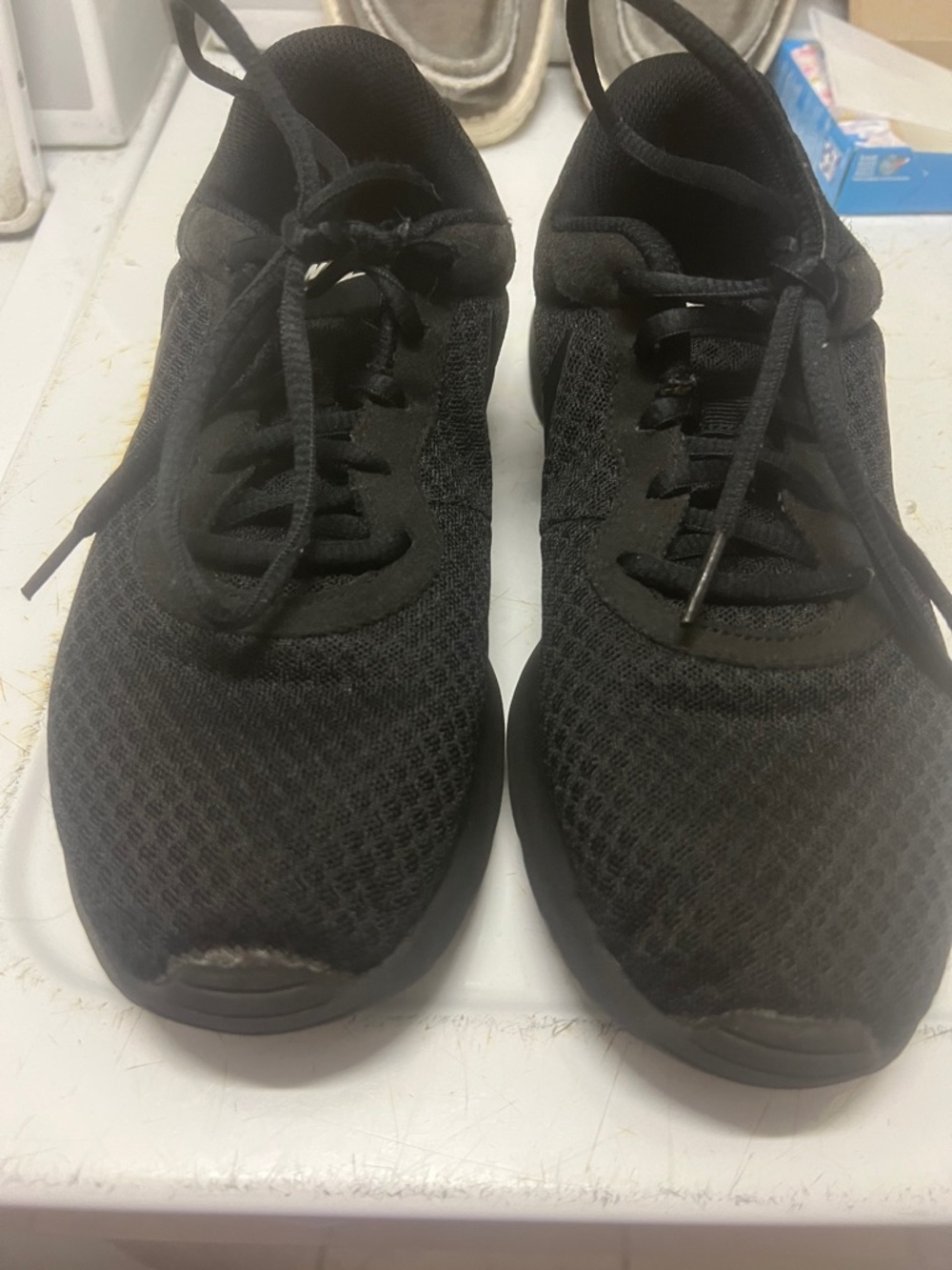 Nike Women's Black Mesh Athletic Sneakers